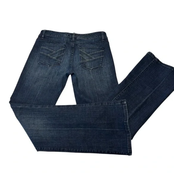 The Limited Women's Straight Leg Jeans - Picture 2 of 8